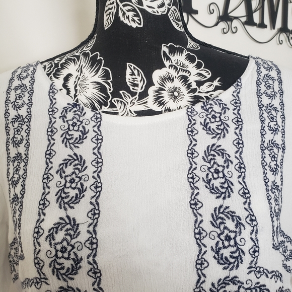 Alya Boho inspired dress - Picture 3 of 10